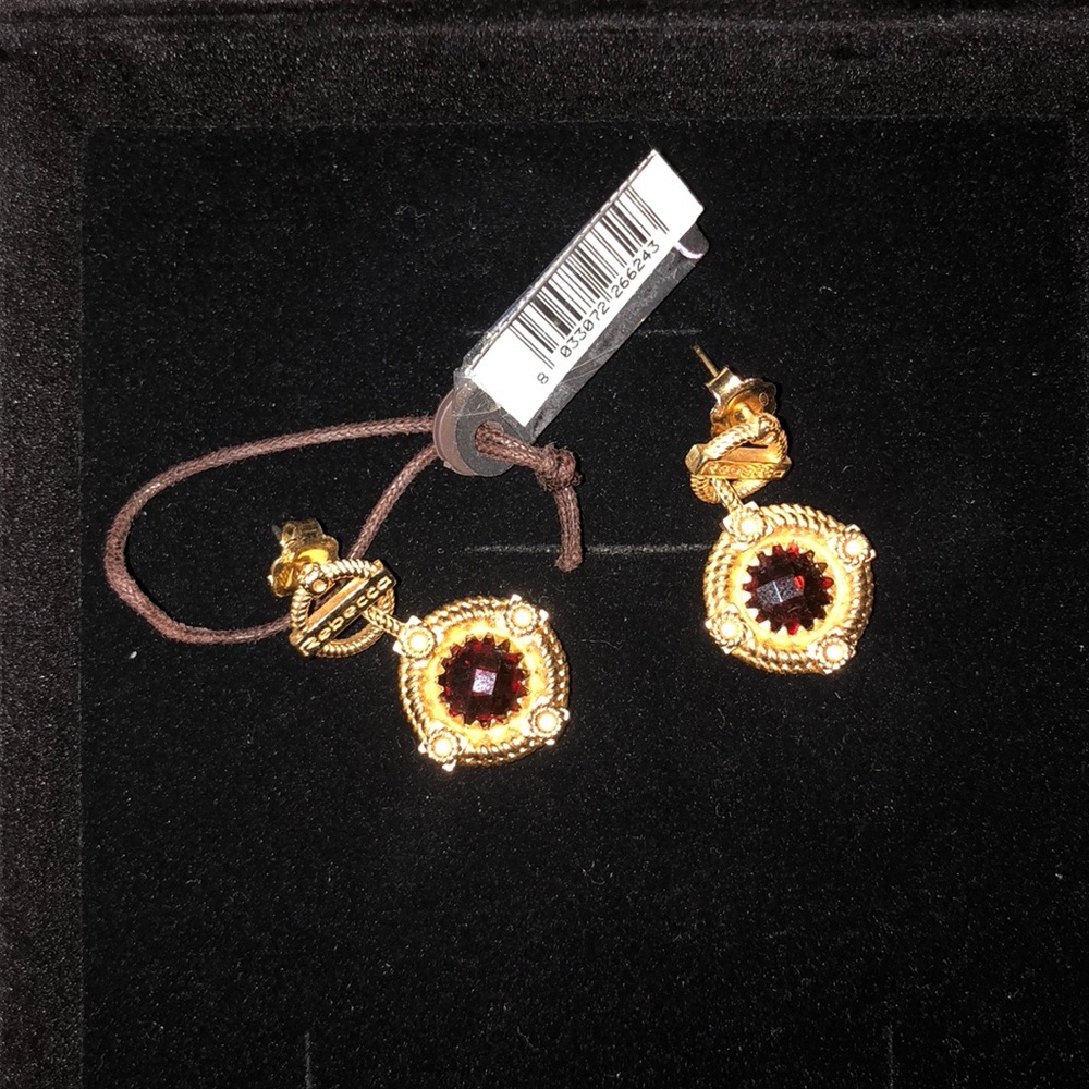 Rebecca jewelry (earrings)